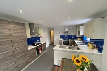 9 bed house, Wyverne Road, Cathays, Cathays, Cardiff, CF244BG - Image 2