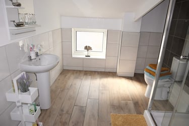 7 bed house, Bryn Road, Brynmill, Brynmill, Swansea, SA20AR - Image 2