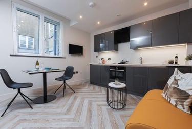 Silver One Bed Apartment at 121 Princess Street, 121 Princess Street, City Centre, Manchester, M17AG - Image 4