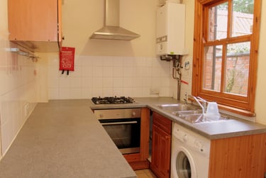 3 bed house, Montague Road, Clarendon Park, Leicester, LE21TH - Image 2