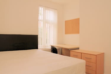 2 bed house, Queens Road, Clarendon Park, Leicester, LE23FS - Image 11