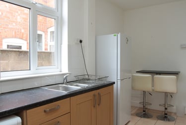 4 bed house, Harrow Road, City Centre, Leicester, LE30JY - Image 5