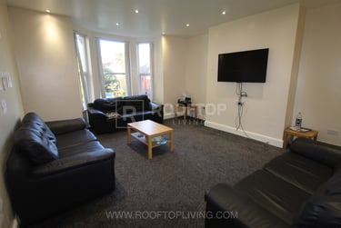 10 bed house, Bainbrigge Road, Headingley, Leeds, LS63AD - Image 2