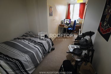 5 bed house, Delph Mount, Rampart Road, Leeds, LS62HS - Image 12