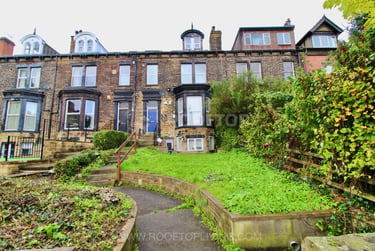 9 bed house, Regent Park Terrace, Rampart Road, Leeds, LS62AX - Image 2