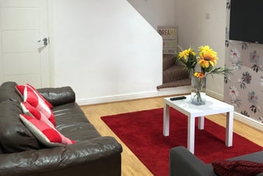 4 bed house, Avenue Road Extension, Clarendon Park, Leicester, LE23EH - Image 1