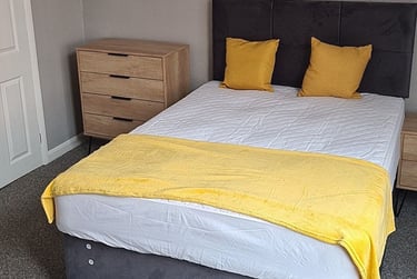 2 bed house, Newtown Street, Highfields, Leicester, LE16WJ - Image 1