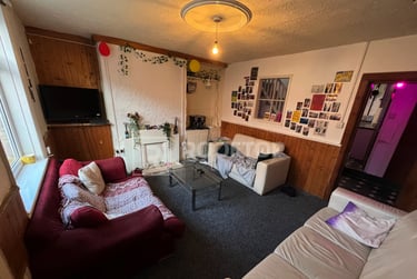 6 bed house, Brudenell Grove, Hyde Park, Leeds, LS61HP - Image 4