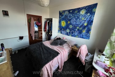 6 bed house, Brudenell Grove, Hyde Park, Leeds, LS61HP - Image 12