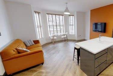2 bed house, Beverley Road, Newland, Hull, HU51LH - Image 2