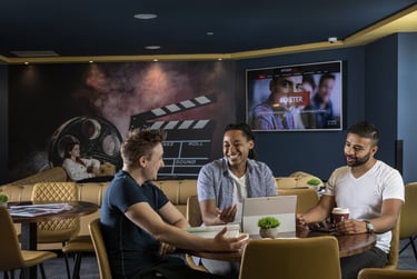 Sapphire Plus Studio at Walnut Gardens, Walnut House, St Davids Hill, Exeter, EX44DH - Image 6