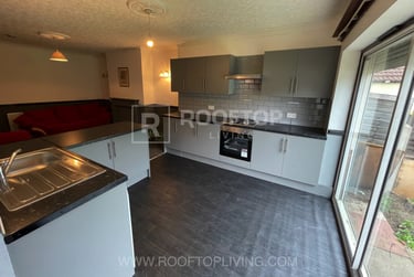 5 bed house, St. Annes Road, Headingley, Leeds, LS63NZ - Image 1