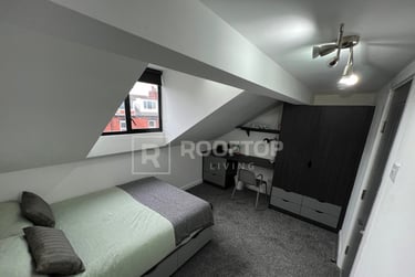 2 bed house, Queens Road, Hyde Park, Leeds, LS61HY - Image 11