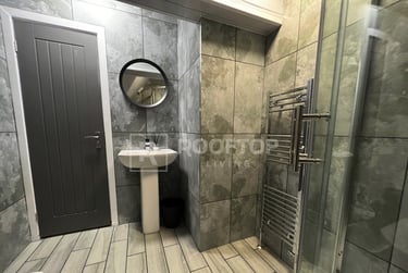 2 bed house, Queens Road, Hyde Park, Leeds, LS61HY - Image 2