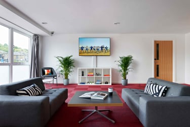 Premium 1 En-suite at Saw Mill, King's Mill Lane, City Centre, Huddersfield, HD13AN - Image 6