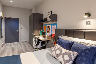 Premium Studio at Grosvenor House, 141-143 Drury Lane, Covent Garden, London, WC2B5TB - Image 3