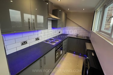 2 bed house, Hyde Park Road, Hyde Park, Leeds, LS61AH - Image 2