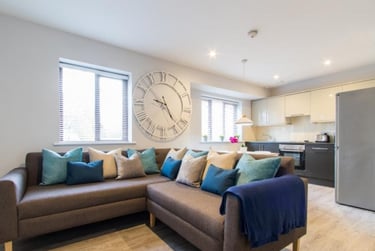 3 bed house, Victoria Court Mews, Hyde Park, Leeds, LS61PD - Image 2