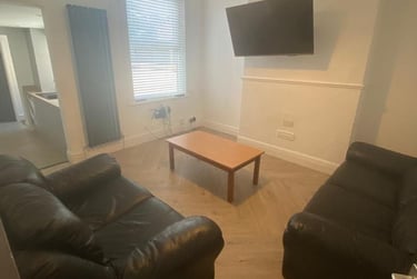 4 bed house, Exmouth Street, Newland, Hull, HU52LD - Image 4