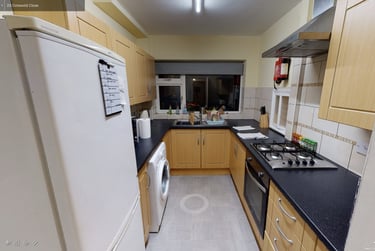 3 bed house, Cotswold Close, City Centre, Loughborough, LE113AN - Image 2