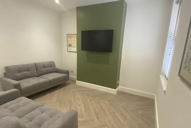5 bed house, Marshall Street, Newland, Hull, HU53DA - Image 1