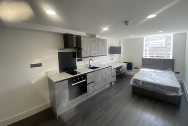 1 bed house, Lister Gate, Lace Market, Nottingham, NG17DD - Image 1