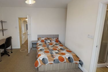 4 bed house, Derby Road, City Centre, Loughborough, LE115AE - Image 8