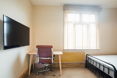 2 bed house, Forest Road, City Centre, Loughborough, LE113NP - Image 4
