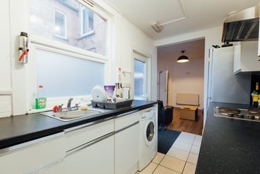 5 bed house, Arthur Street, City Centre, Loughborough, LE113AY - Image 2
