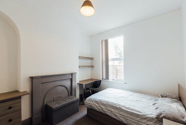 5 bed house, Monks Road, City Centre, Lincoln, LN25HY - Image 2