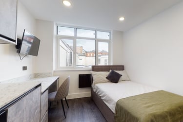 1 bed house, Lister Gate, Lace Market, Nottingham, NG17DD - Image 1