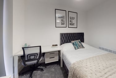 2 bed house, Claude Street, Dunkirk, Nottingham, NG72LG - Image 2