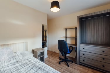 4 bed house, Wheeltappers Way, City Centre, Loughborough, LE115EA - Image 7