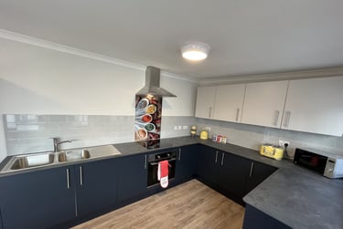 8 bed house, Mansel Street, swansea, Mount Pleasant, Swansea, SA15TN - Image 2