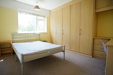 3 bed house, Oaklands Avenue, City Centre, Loughborough, LE113JF - Image 4