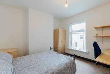 4 bed house, Granville Street, City Centre, Loughborough, LE113BL - Image 4