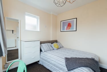 4 bed house, York Road, City Centre, Loughborough, LE113DA - Image 3