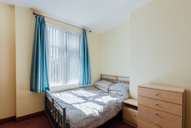 5 bed house, Broad Street, City Centre, Loughborough, LE115AB - Image 3