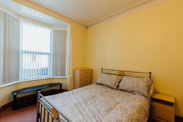 5 bed house, Broad Street, City Centre, Loughborough, LE115AB - Image 7