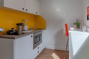Studio Ground Floor - Image 3