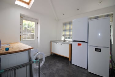 6 bed house, Goldfinch Close, City Centre, Loughborough, LE113HG - Image 6