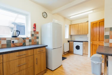 4 bed house, Hermitage Road, City Centre, Loughborough, LE114PF - Image 3