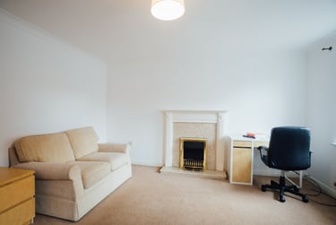 4 bed house, Goldfinch Close, City Centre, Loughborough, LE113HG - Image 1