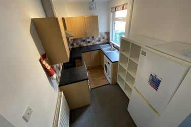 4 bed house, Rosebery Street, City Centre, Loughborough, LE115DX - Image 2
