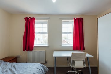 4 bed house, Kingfisher Way, City Centre, Loughborough, LE113NF - Image 10
