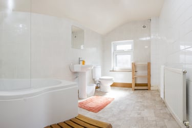 3 bed house, Paget Street, City Centre, Loughborough, LE115DT - Image 4