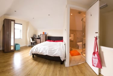 5 bed house, Storer Road, City Centre, Loughborough, LE115EH - Image 3