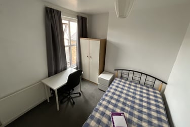 4 bed house, Rosebery Street, City Centre, Loughborough, LE115DX - Image 8