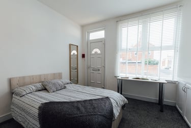4 bed house, Paget Street, City Centre, Loughborough, LE115DT - Image 4