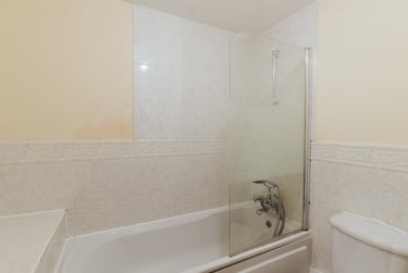 4 bed house, Kingfisher Way, City Centre, Loughborough, LE113NF - Image 15